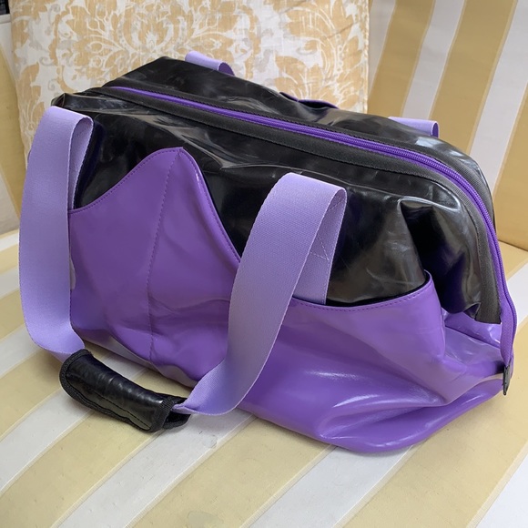 Triple Flip Duffel - Picture 4 of 10